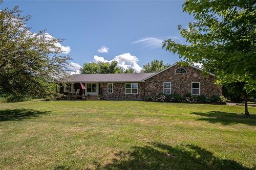 4006 Thomas Rd, Wellsville, KS, 66092-8784 | Card Image