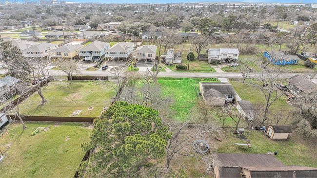 402 Bay Oaks Dr, Home with 0 bedrooms, 0 bathrooms and null parking in La Porte TX | Image 16