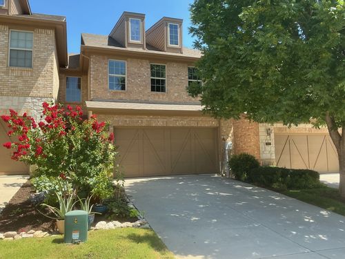 379 Teague Dr, Lewisville, TX, 75067-6721 | Card Image