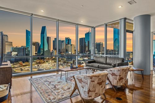 apt-1702-2200 Victory Ave, Dallas, TX, 75219-7681 | Card Image