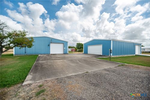 1112 W Dallas Ave, Seadrift, TX, 77983-5004 | Card Image