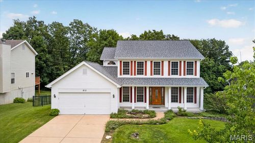 812 Silver Lake View Dr, Pacific, MO, 63069-5579 | Card Image