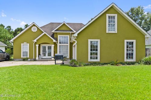 7221 Southwind Dr, Biloxi, MS, 39532-5725 | Card Image