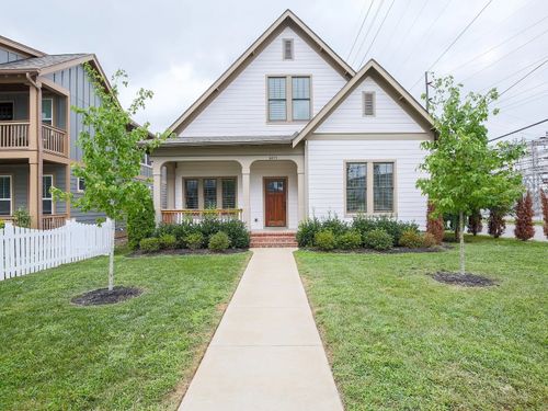 6215 Louisiana Ave, Nashville, TN, 37209-1328 | Card Image