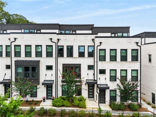 517 Whitlox Rd Nw, Atlanta, GA, 30318-1901 | Card Image