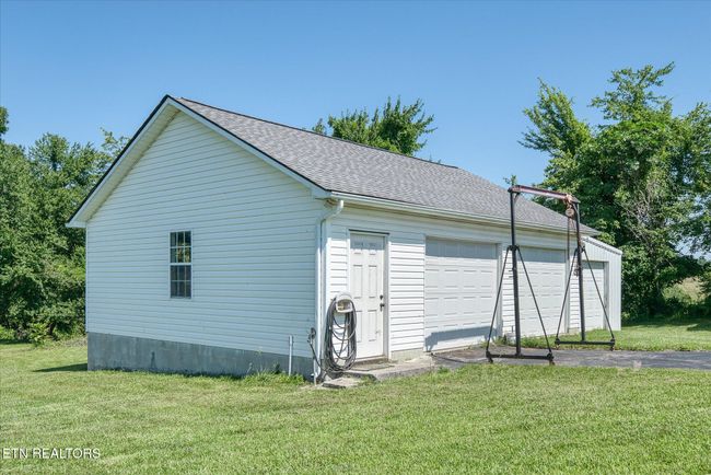 1036 Circle Dr, House other with 3 bedrooms, 2 bathrooms and null parking in Jamestown TN | Image 43