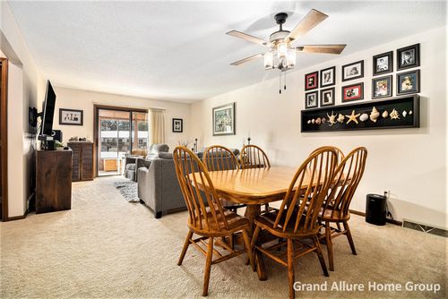 31-7005 E Springtree Ln Sw, Grand Rapids, MI, 49548-7937 | Card Image