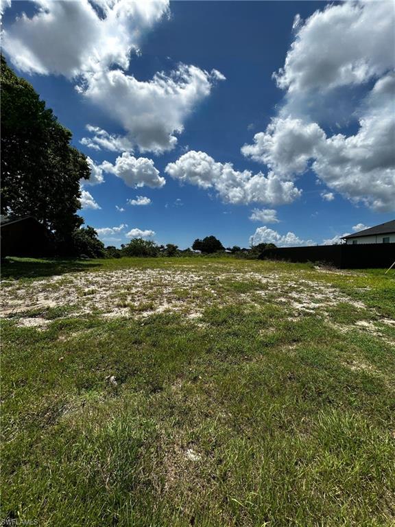 Land in CAPE CORAL