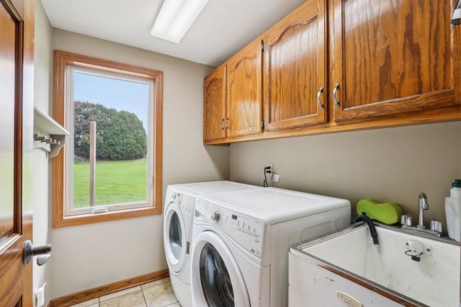 W151N10146 Windsong Circle, House other with 3 bedrooms, 2 bathrooms and null parking in GERMANTOWN WI | Image 24