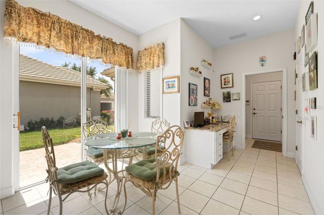 5223 97 Th St E, House other with 2 bedrooms, 2 bathrooms and null parking in BRADENTON FL | Image 15