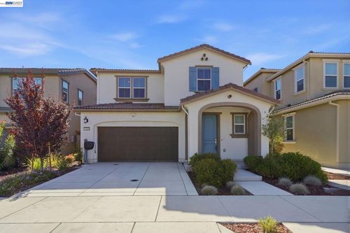 7149 Diamond Ave, Tracy, CA, 95377-7733 | Card Image