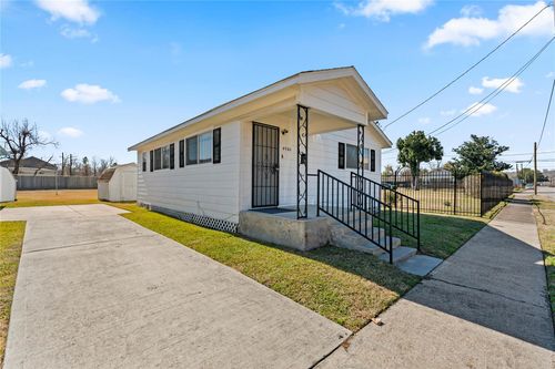 4906 Farmer Street, Houston, TX, 77020 | Card Image