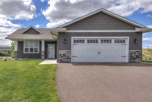 14637 41st Ave, Lake Hallie, WI, 54729-2819 | Card Image