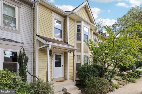 2849 Schoolhouse Cir, SILVER SPRING, MD, 20902-2555 | Card Image