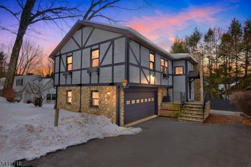 378 E Shore Trl, Sparta, NJ, 07871-2010 | Card Image