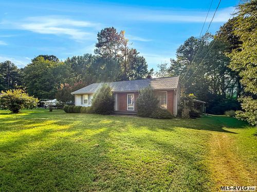 105 Walnut St, La Crosse, VA, 23950 | Card Image