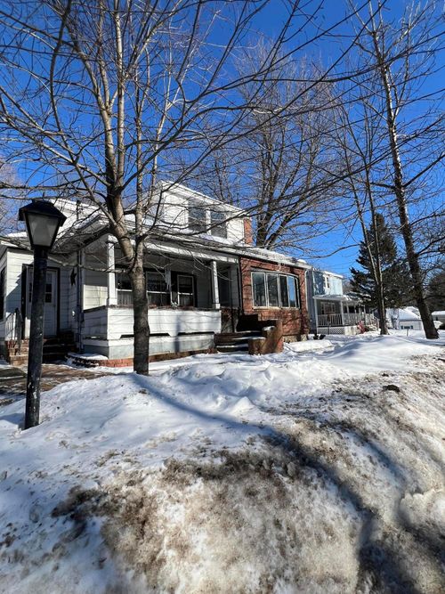 48 Randall Road, Lewiston, ME, 04240 | Card Image