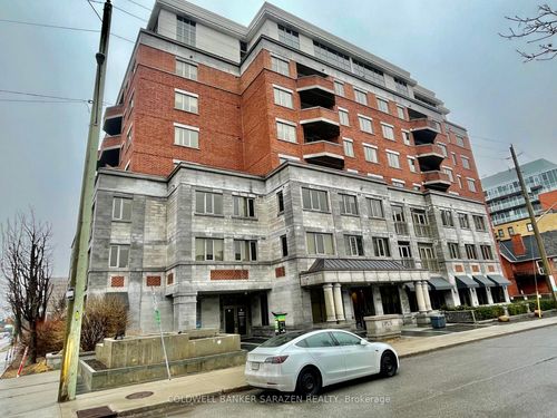 701-320 Mcleod St, Ottawa, ON, K2P1A3 | Card Image