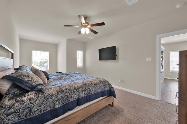 Alternate view of Bedroom 3. | Image 24