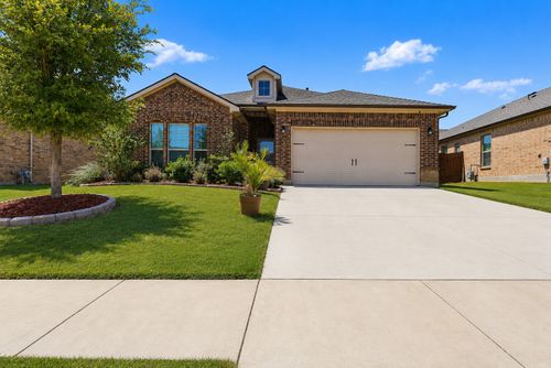 1112 Pacifica Trl, Cleburne, TX, 76033-4761 | Card Image