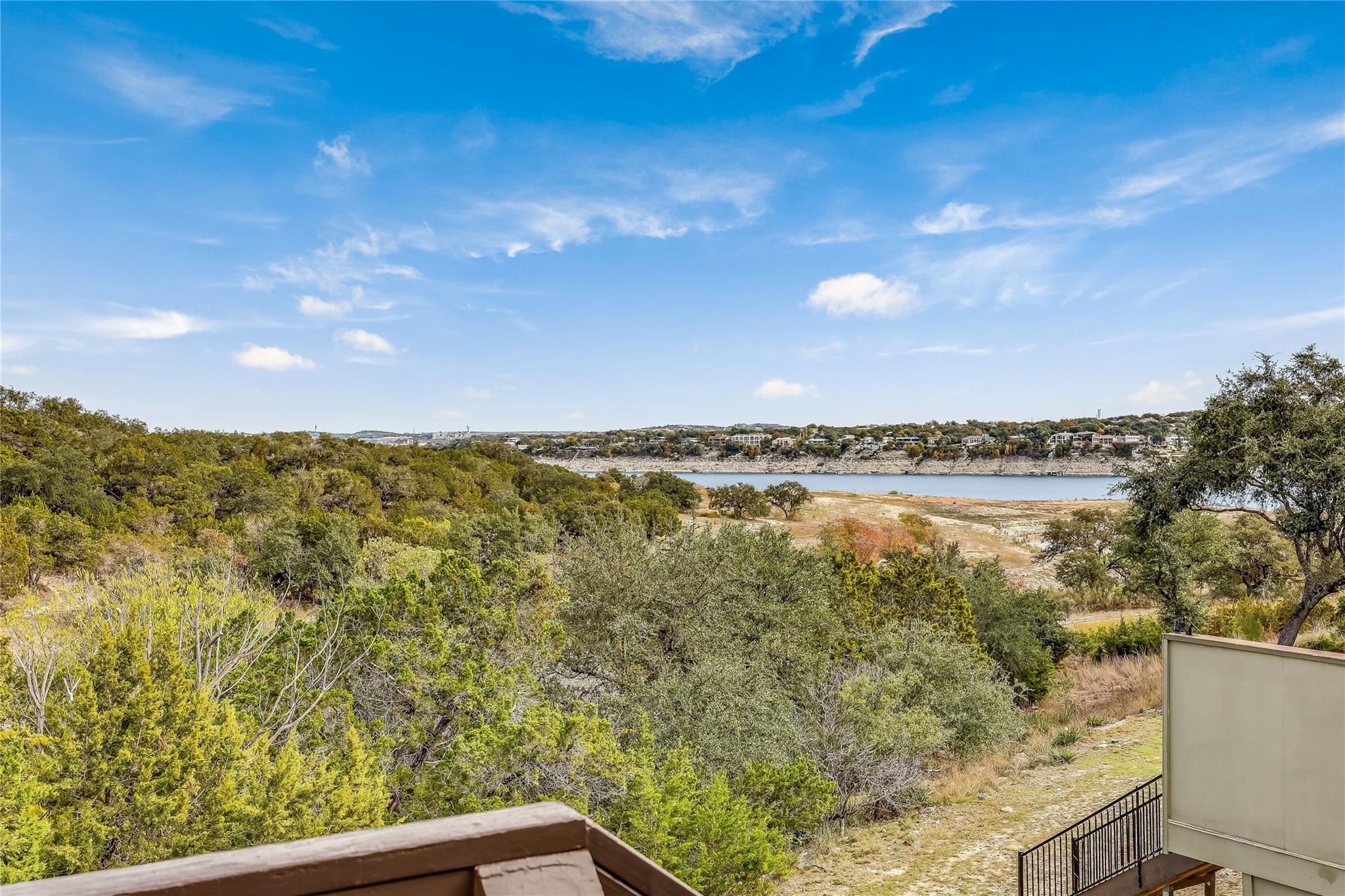 Residential Lease in Point Venture