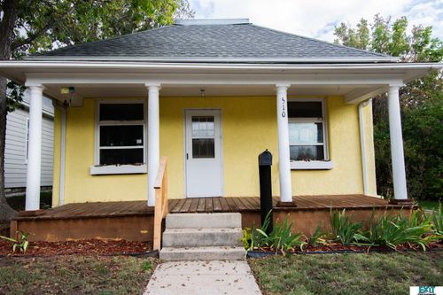 510 Bordeaux St, Chadron, NE, 69337-2609 | Card Image