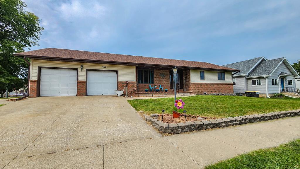 Alexander Pl, Auburn, WA 98092