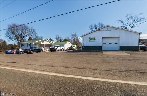 13390 Ravenna Avenue Ne, Hartville, OH, 44632 | Card Image