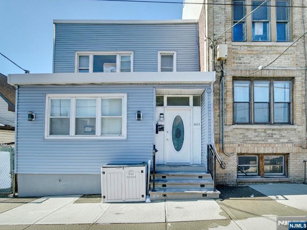 Residential Income in West New York 2