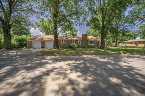 14 W Avalon Dr, North Little Rock, AR, 72118-5165 | Card Image