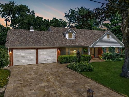 603 Shabbona Trl, Batavia, IL, 60510-1234 | Card Image