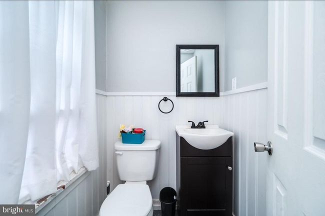 235 Maple St, Townhouse with 2 bedrooms, 2 bathrooms and null parking in READING PA | Image 6