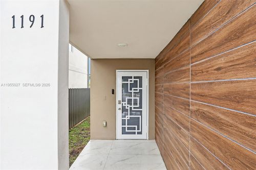 1191 Nw 1st St, Florida City, FL, 33034-3176 | Card Image