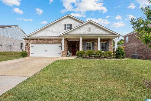 7119 Pine Mountain Cir, GARDENDALE, AL, 35071-1136 | Card Image