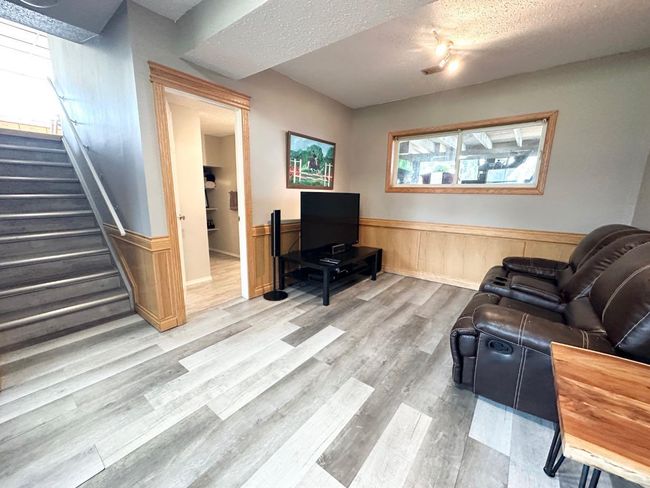 46 Pineview Rd, House detached with 4 bedrooms, 3 bathrooms and 10 parking in Whitecourt AB | Image 21