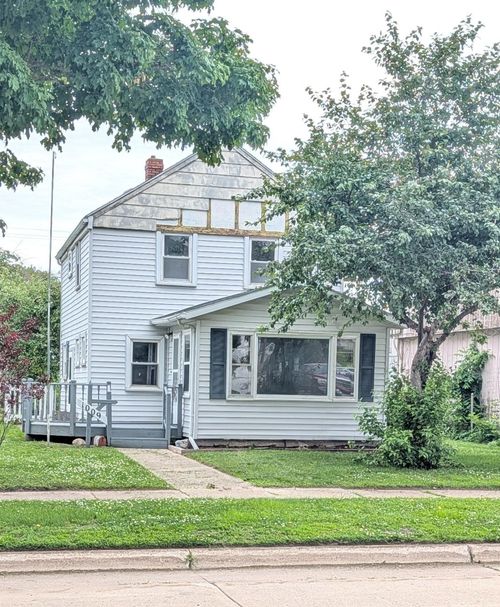 1009 4th Ave Ne, Austin, MN, 55912-3737 | Card Image