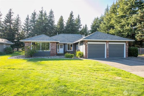 6891 Raspberry Dr, Everson, WA, 98247-9664 | Card Image