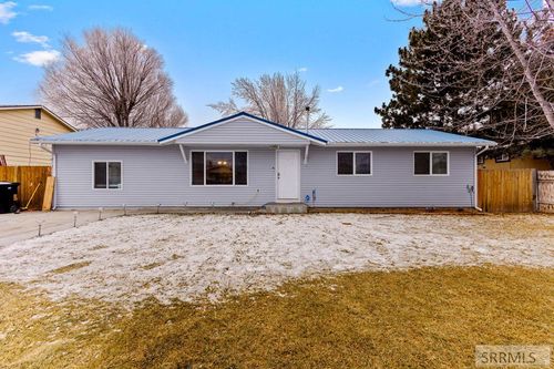 230 Meadowlark Dr, Shelley, ID, 83274-1062 | Card Image