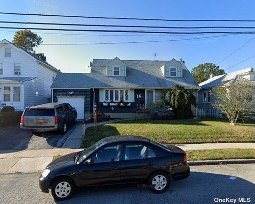 40 Roeckel Avenue, Valley Stream, NY, 11580 | Card Image