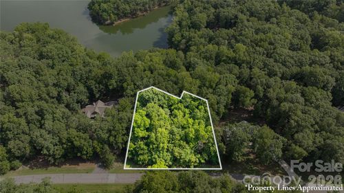 29-1006 Rocky Cove Ln, Denton, NC, 27239-6137 | Card Image