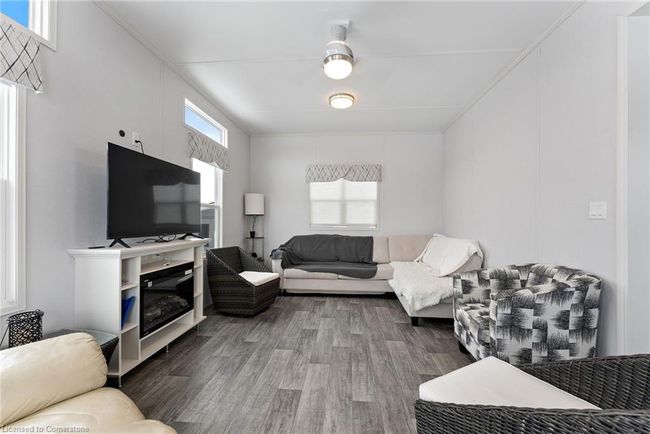 156 - 490 Empire Rd, House other with 2 bedrooms, 1 bathrooms and 2 parking in Sherkston ON | Image 5