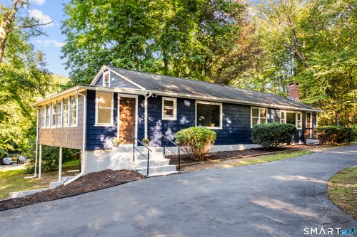 94 Moosup Trl, Monroe, CT, 06468-2920 | Card Image