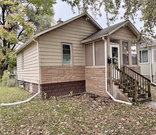 70 W Broadway St, Ecorse, MI, 48229-1566 | Card Image