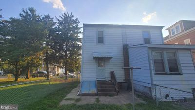 524 Columbus Avenue, Home with 3 bedrooms, 1 bathrooms and null parking in Trenton NJ | Image 3