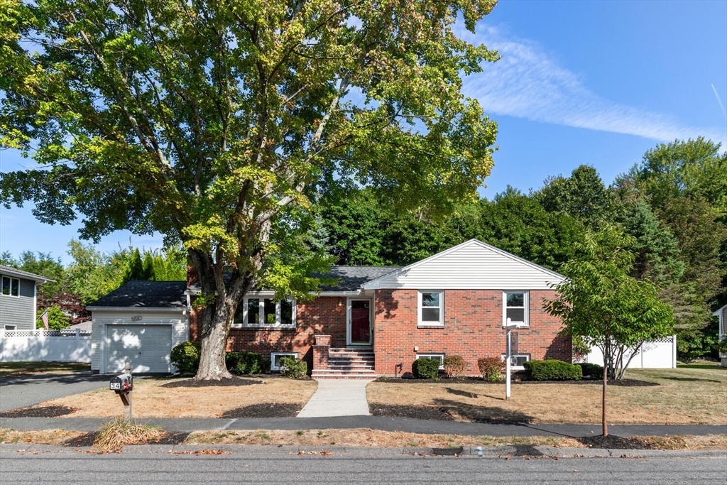 Sycamore Rd, Wakefield, MA 01880