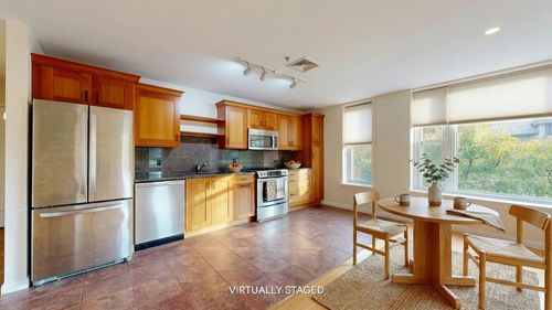 7-230 College St, Burlington, VT, 05401-8347 | Card Image