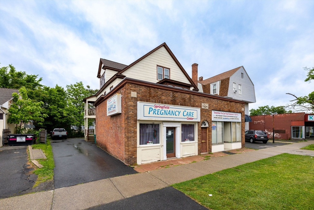 Commercial Sale in Springfield 2
