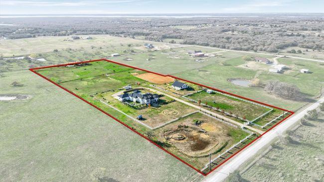 Bird's eye view with a rural​​‌​​​​‌​​‌‌​‌‌​​​‌‌​​‌‌​‌​​​​​‌ view | Image 32