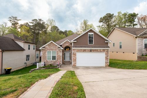 2341 Lake Mist Dr, Chattanooga, TN, 37421-1393 | Card Image