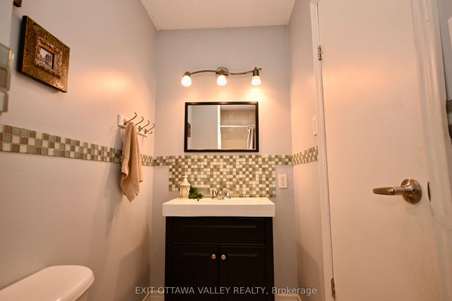 1932 Gore Line, House other with 4 bedrooms, 2 bathrooms and 4 parking in Westmeath ON | Image 19